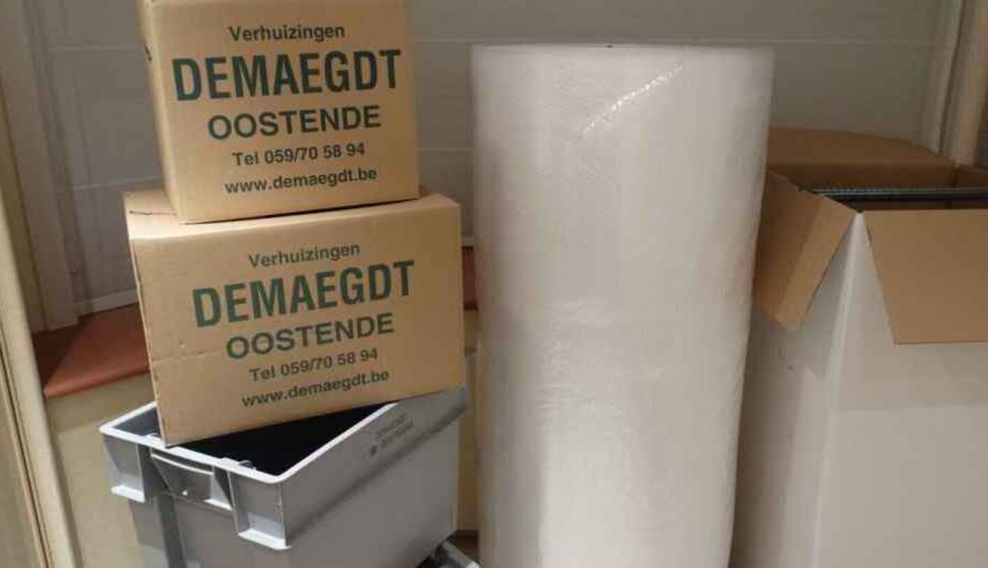 Stretchfolie en verhuisdozen voor verhuizing